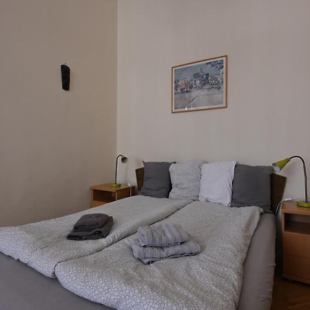 A Quiet Place In The Heart Of The City Budapest Esterno foto