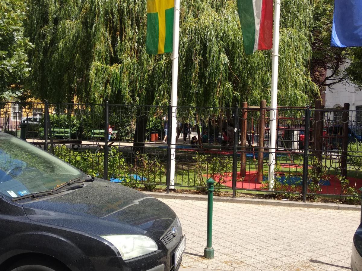 A Quiet Place In The Heart Of The City Budapest Esterno foto